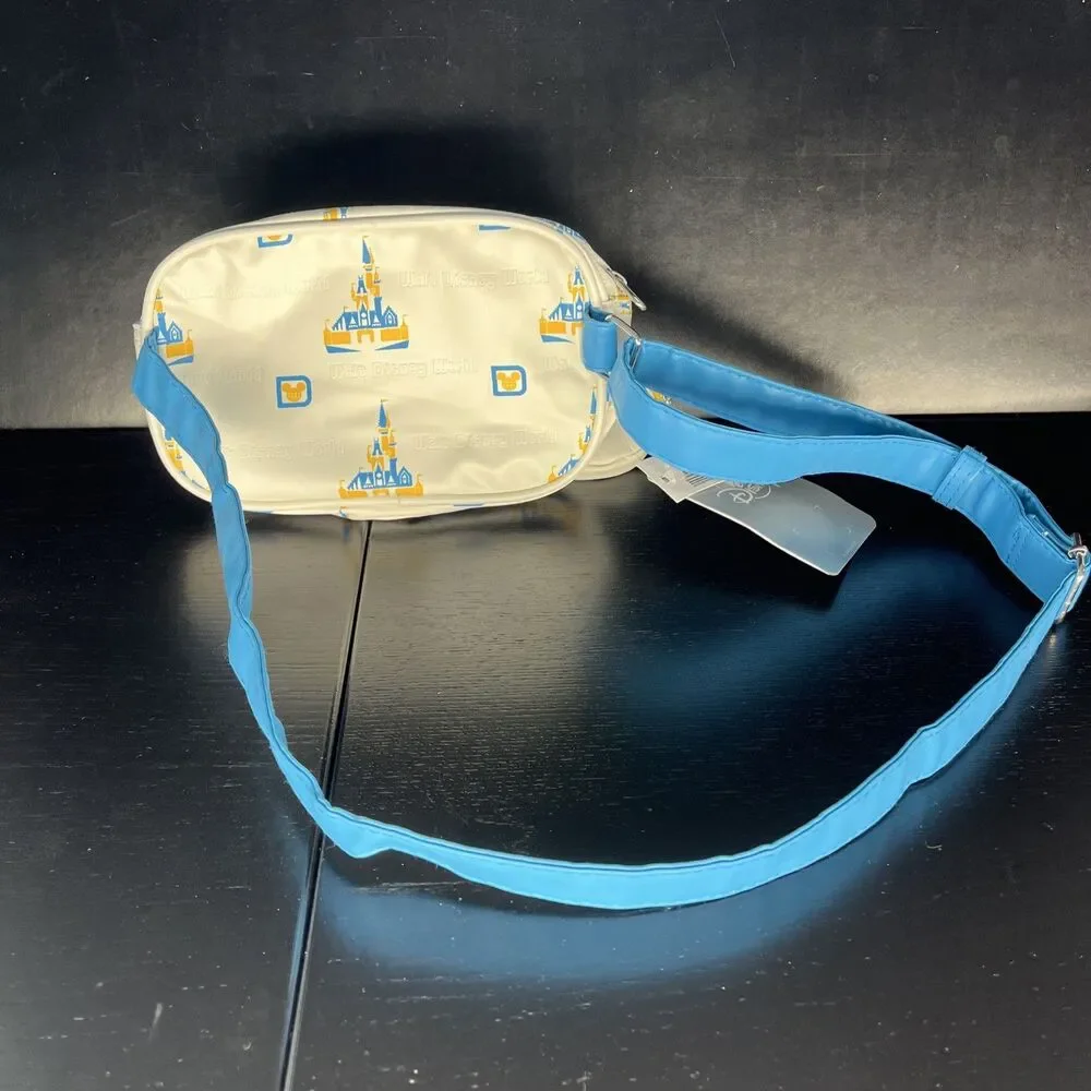 Walt DisneyWorld Exclusive Fanny Pack with Coin Purse NWT  Exclusive!!!!
